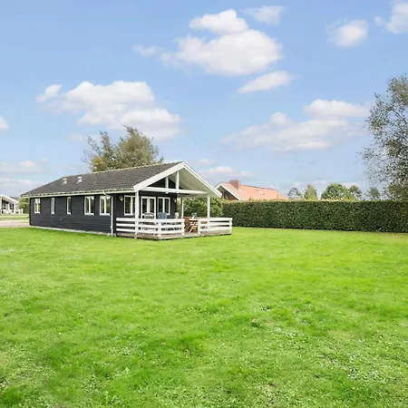 Vakantiehuis 3 Bedroom Stunning In *