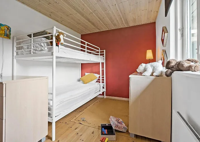 Сasa de vacaciones 3 Bedroom Stunning In